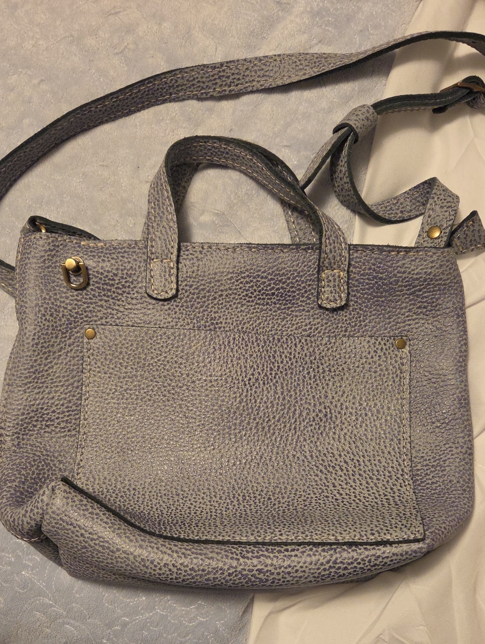 Portland Leather Pebbled Shoulder Bag in Lavender Gray
